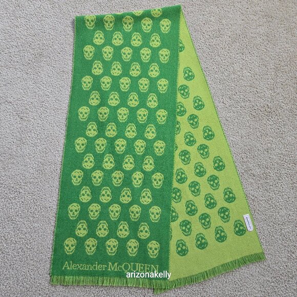 Alexander McQueen Accessories - NWOT McQueen Wool Reversible Skull Scarf Kelly Green/Lime Green